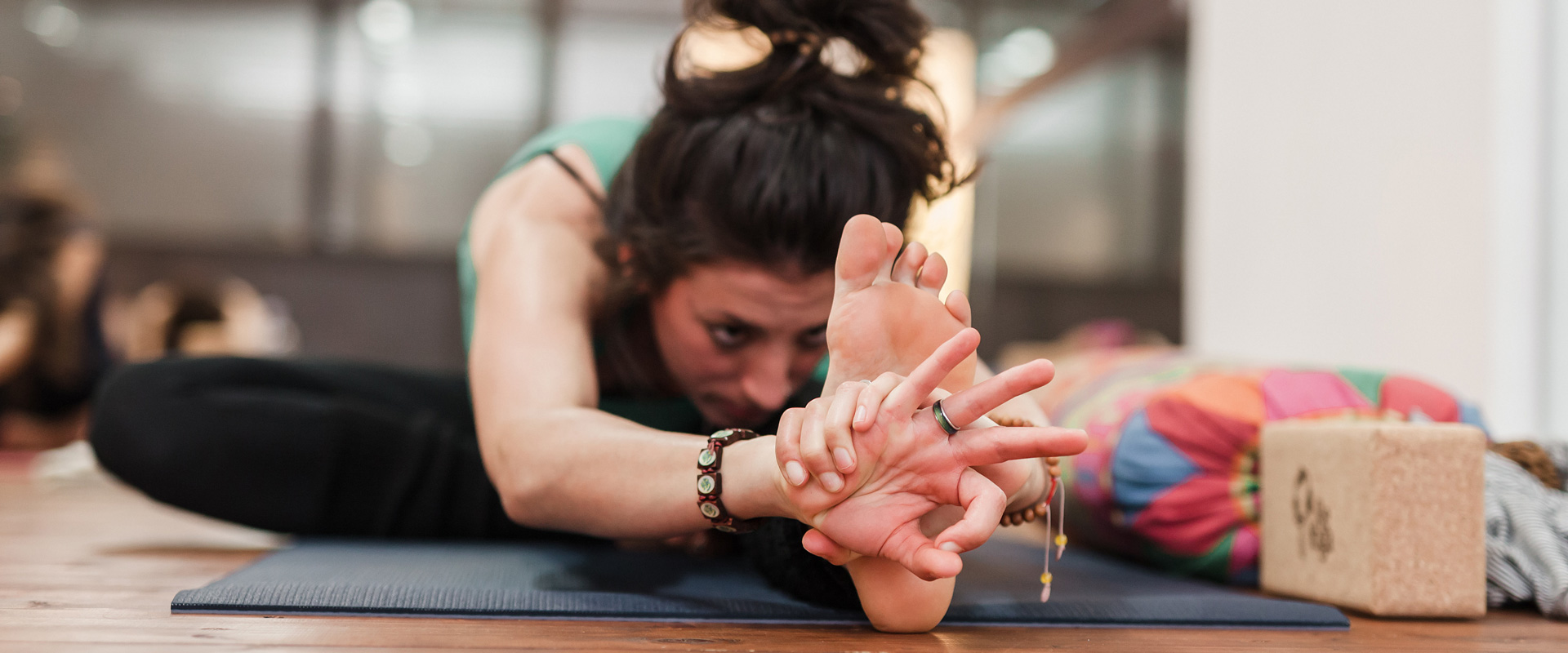 Which yogasana helps in overall weight lose? 23